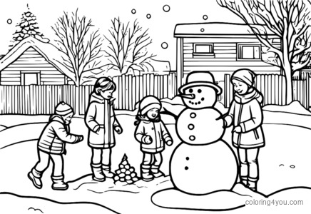 Groupe d'enfants construisant un bonhomme de neige dans une cour enneigée